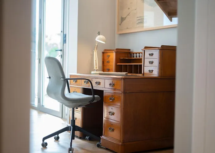 Blue Boat By Madeira * 丰沙尔